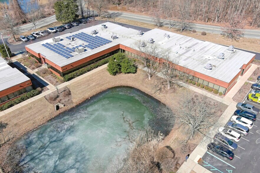 More Photos Of 200 Mineral Springs Rd, Rockaway Medical For Sale