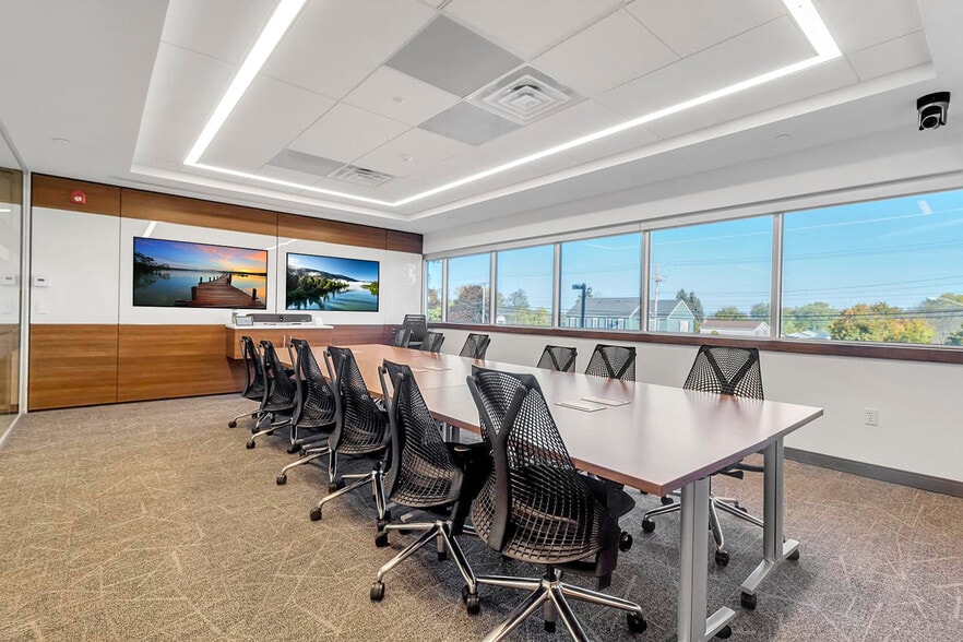 More Photos Of 6400 Sheridan Dr, Buffalo Unknown For Lease