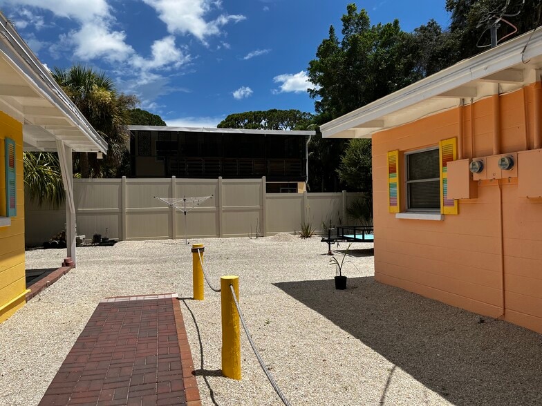 More Photos Of 1900 Manasota Beach Rd, Englewood Apartments For Sale