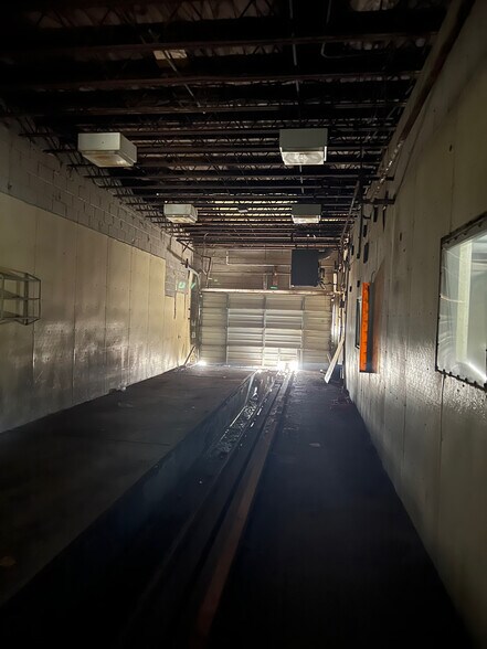 More Photos Of 1000 S Florissant Rd, Saint Louis Carwash For Sale