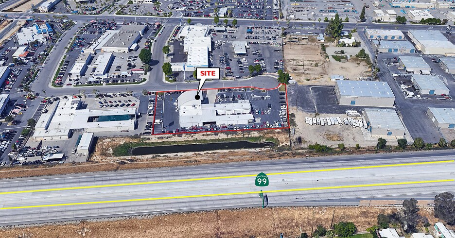 More Photos Of 4500 Rudnick Ct, Bakersfield Auto Dealership For Lease