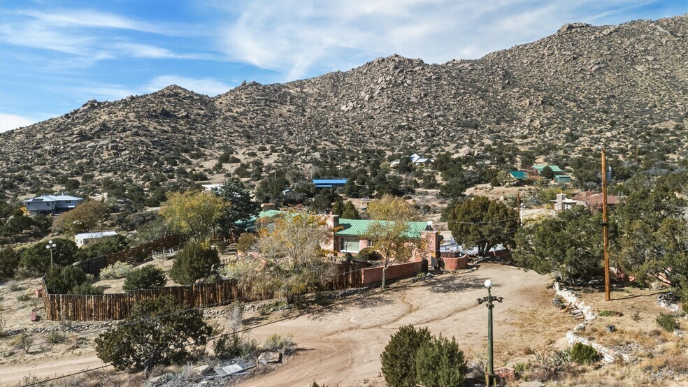 More Photos Of 24 Matisse Rd NE, Albuquerque Apartments For Sale