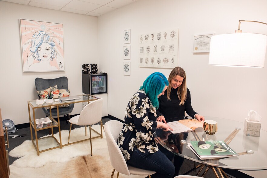 More Photos Of 73 W Monroe St, Chicago Coworking Space