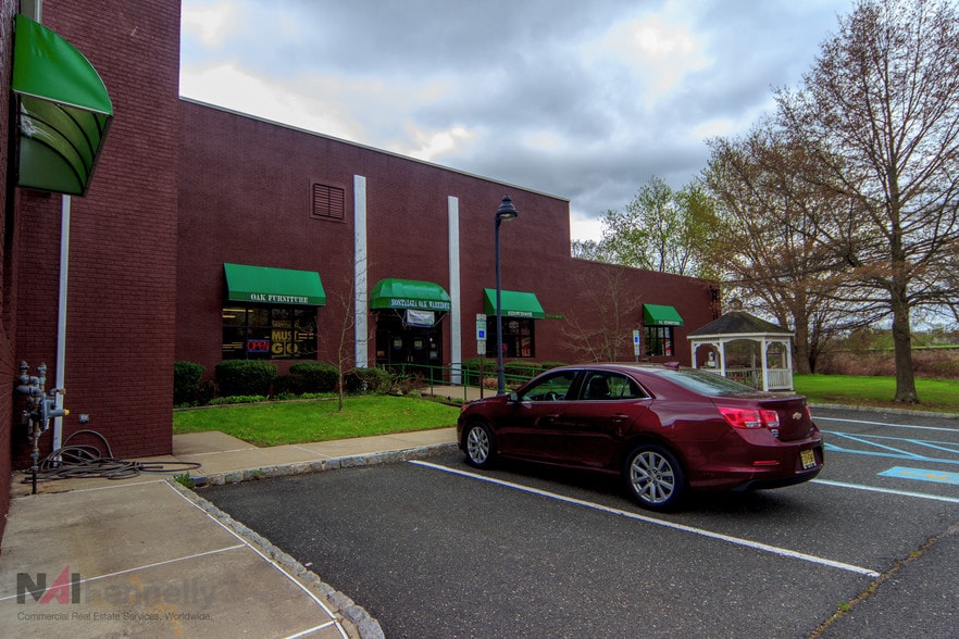 More Photos Of 5 S Main St, Englishtown Warehouse For Lease