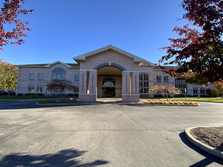 Primary Photo Of 4126 N Holland Sylvania Rd, Toledo Medical For Lease