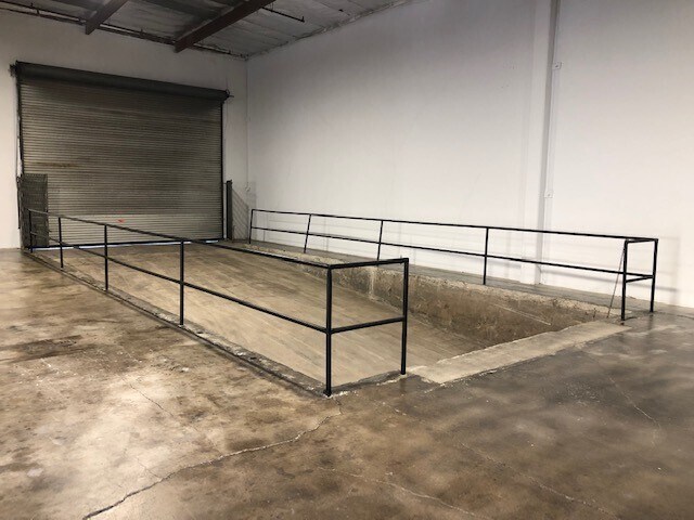 More Photos Of 5202 Oceanus Dr, Huntington Beach Warehouse For Lease