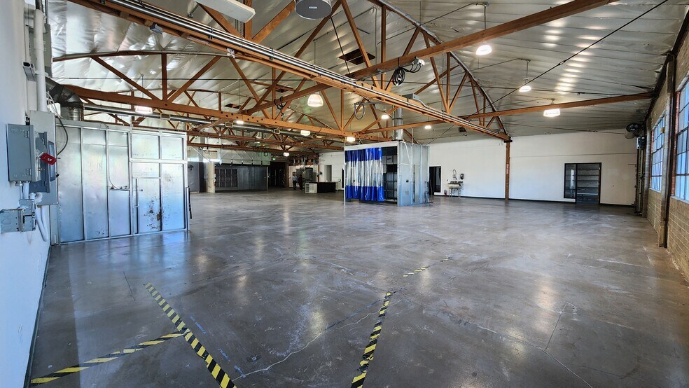 Primary Photo Of 89-91 N San Gabriel Blvd, Pasadena Warehouse For Lease
