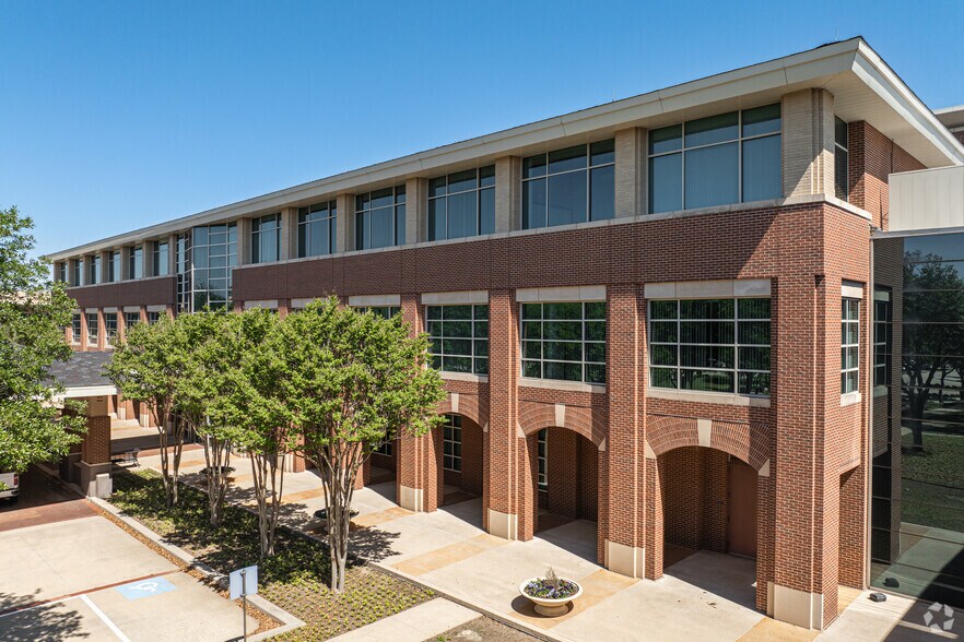 More Photos Of 5100 Legacy Dr, Plano Office For Lease