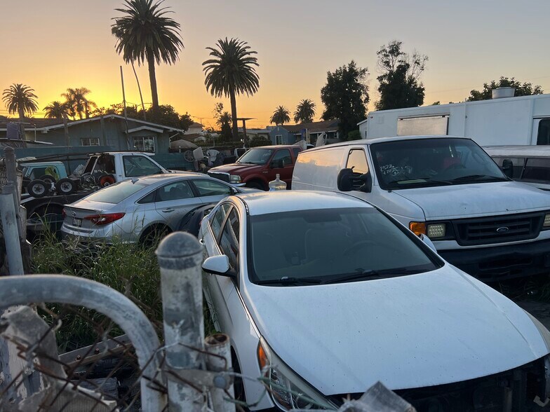 More Photos Of 10305 S Normandie Ave, Los Angeles Land For Sale