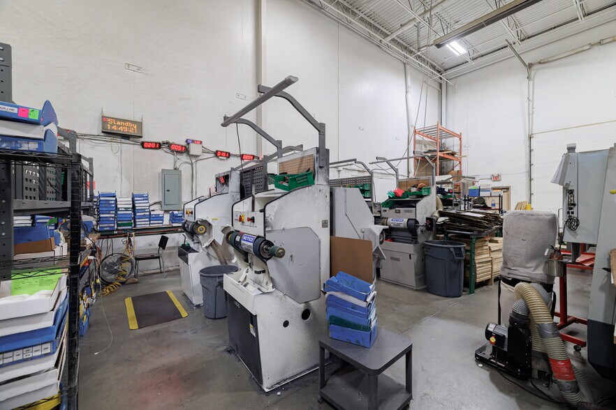 More Photos Of 6701-6777 Fairmount Dr SE, Calgary Warehouse For Lease