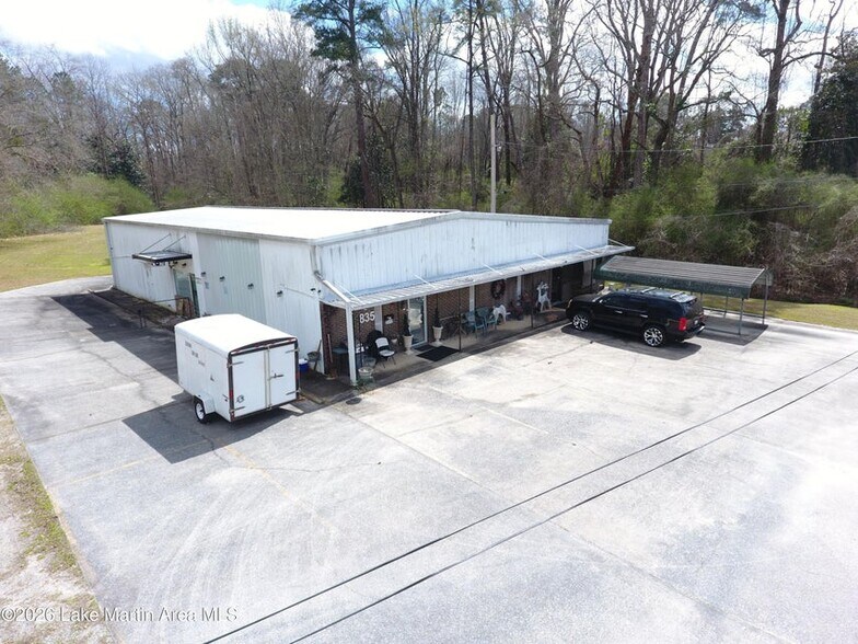 More Photos Of 835 Marshall St, Alexander City Specialty For Sale