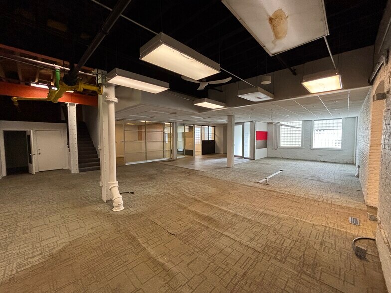 More Photos Of 1900 Lowe St, Pittsburgh Warehouse For Sale
