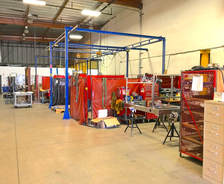 More Photos Of 1650 Beacon Pl, Oxnard Warehouse For Sale