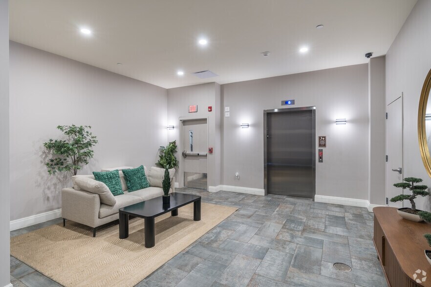 More Photos Of 100 Northampton St, Easton Apartments For Lease