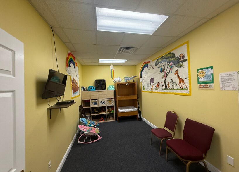 More Photos Of 8600 Guadalupe st, Austin Religious Facility For Sale