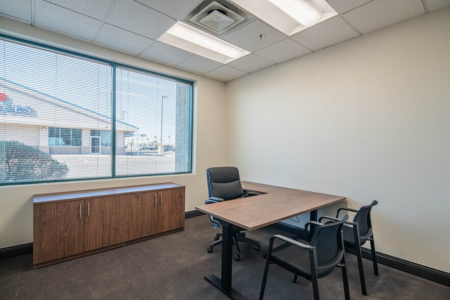 More Photos Of 12515 W Bell Rd, Surprise Office For Lease