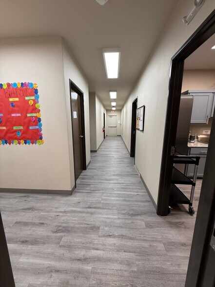 More Photos Of 1351 N Zaragoza Rd, El Paso Office For Sale