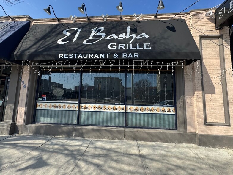 Primary Photo Of 256 Park Ave, Worcester Storefront For Lease