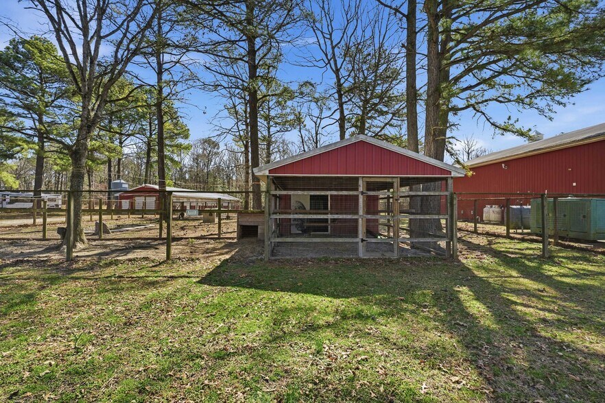 More Photos Of 89 Hunting Quarter Rd, Greenwood Trailer Camper Park For Sale