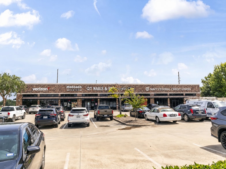 More Photos Of 9839 Highway 6, Missouri City Freestanding For Sale