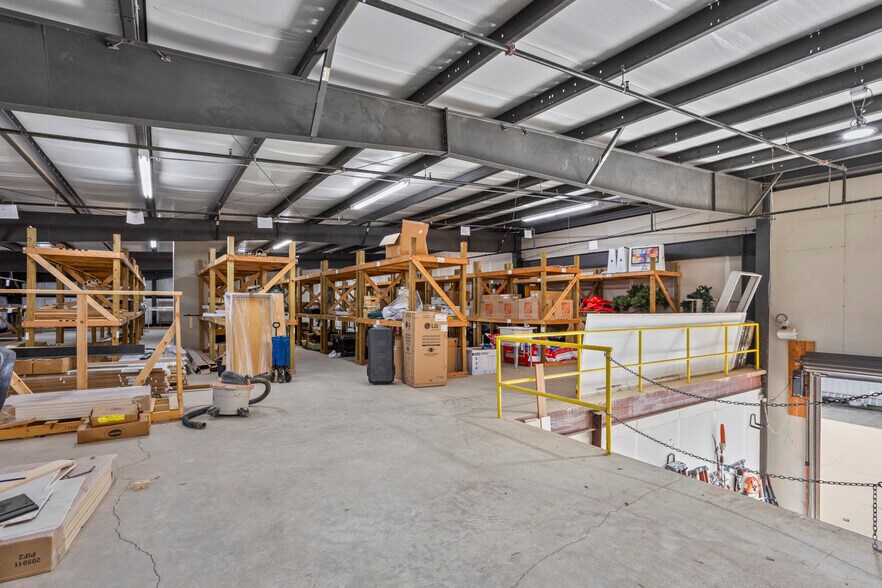 More Photos Of 206 Park Ct, Ridgeland Flex For Sale