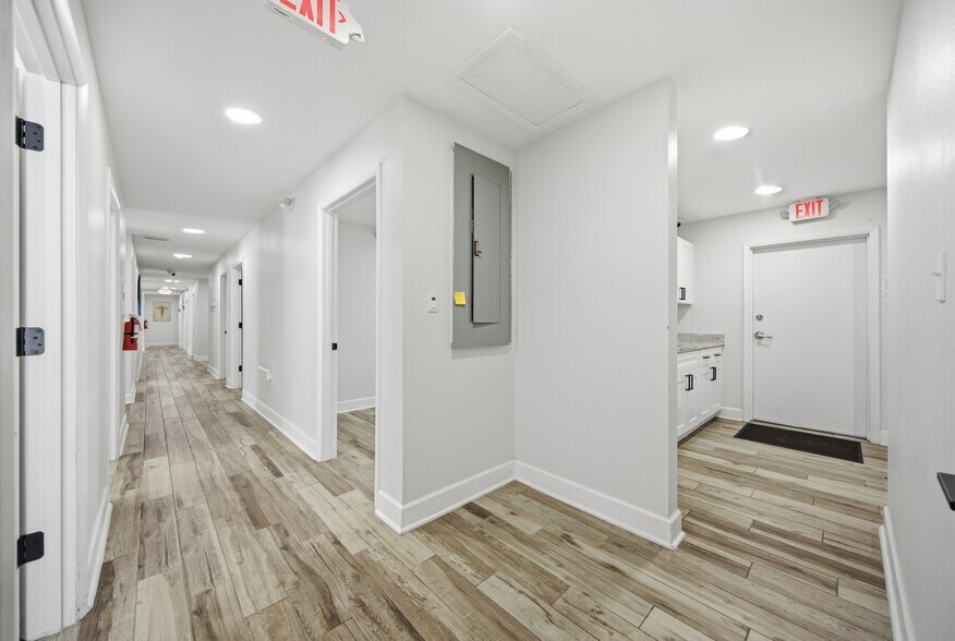 More Photos Of 4911-4919 State Road 54, New Port Richey Office For Sale