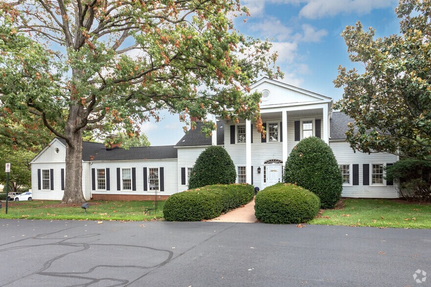 Primary Photo Of 11718 Bowman Green Dr, Reston Office Residential For Lease