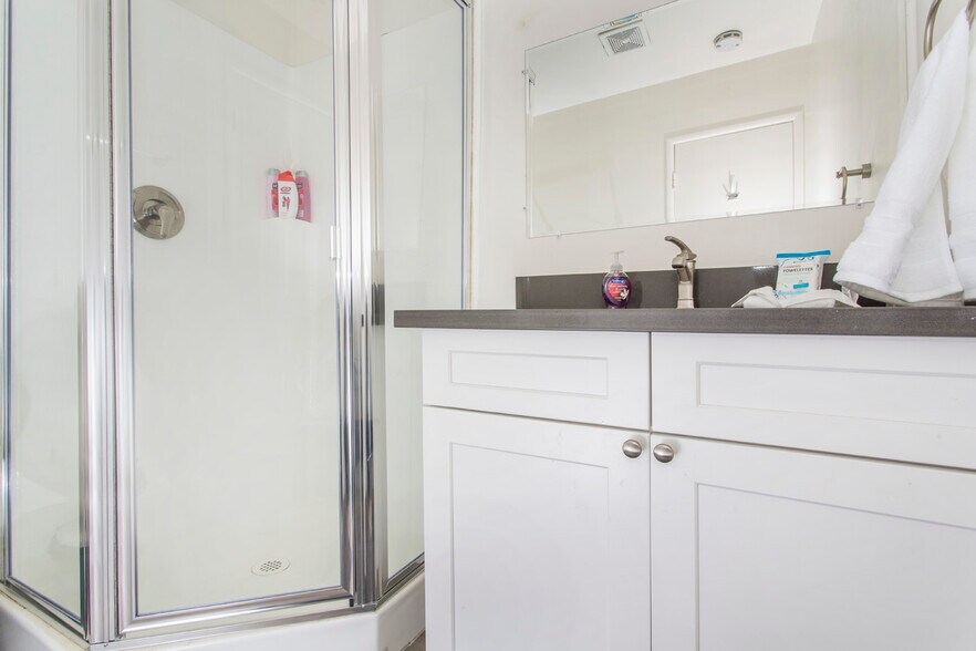 More Photos Of 12128 Ramona Ave, Hawthorne Apartments For Sale