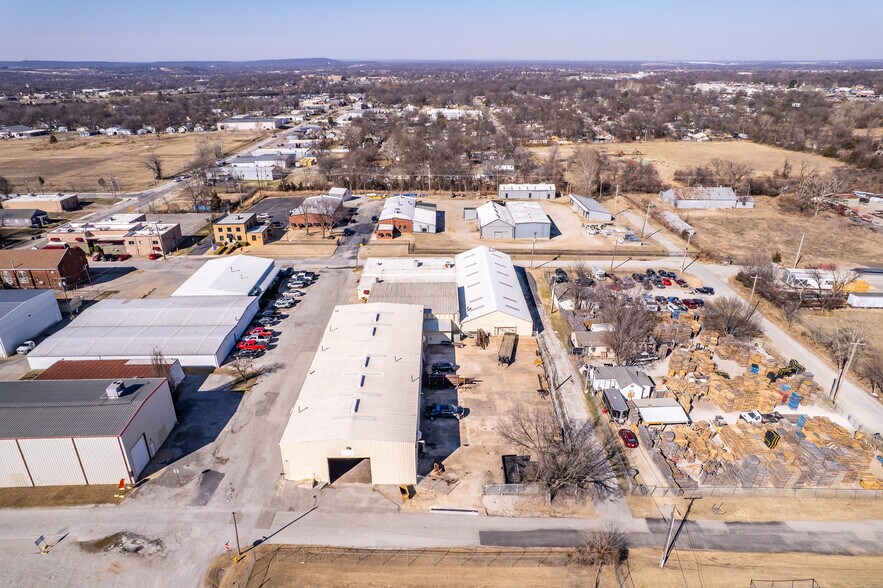 More Photos Of 1023 N Victor Ave, Tulsa Manufacturing For Lease