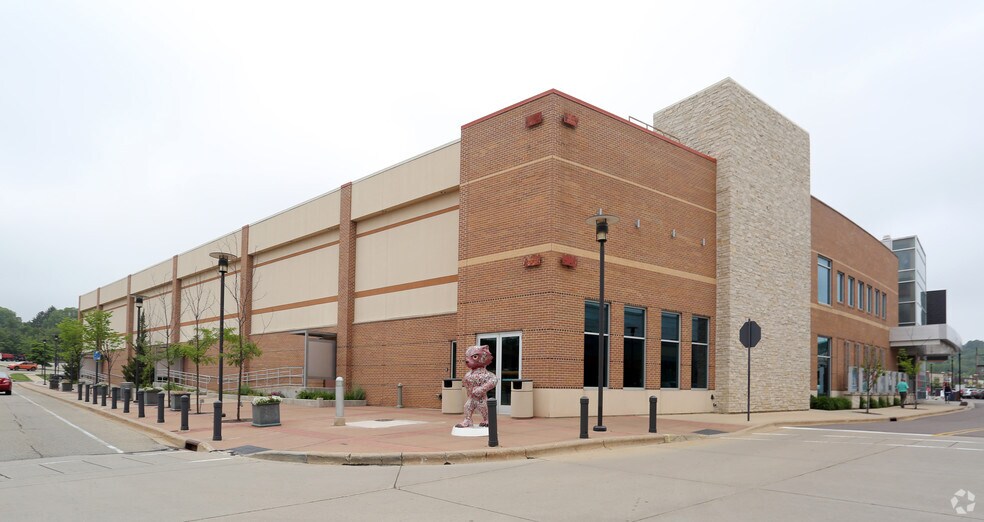 More Photos Of 702-726 N Midvale Blvd, Madison General Retail For Lease