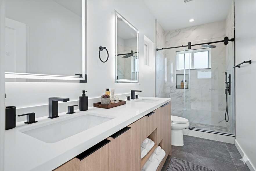 More Photos Of 1840 Stoner Ave, Los Angeles Multifamily For Sale