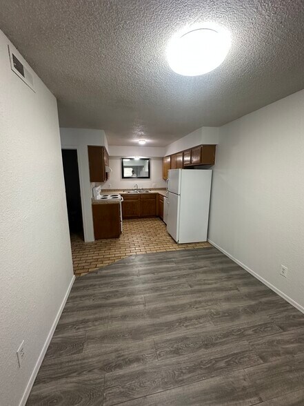 More Photos Of 1300-1320 N Rockwell Ave, Oklahoma City Apartments For Sale