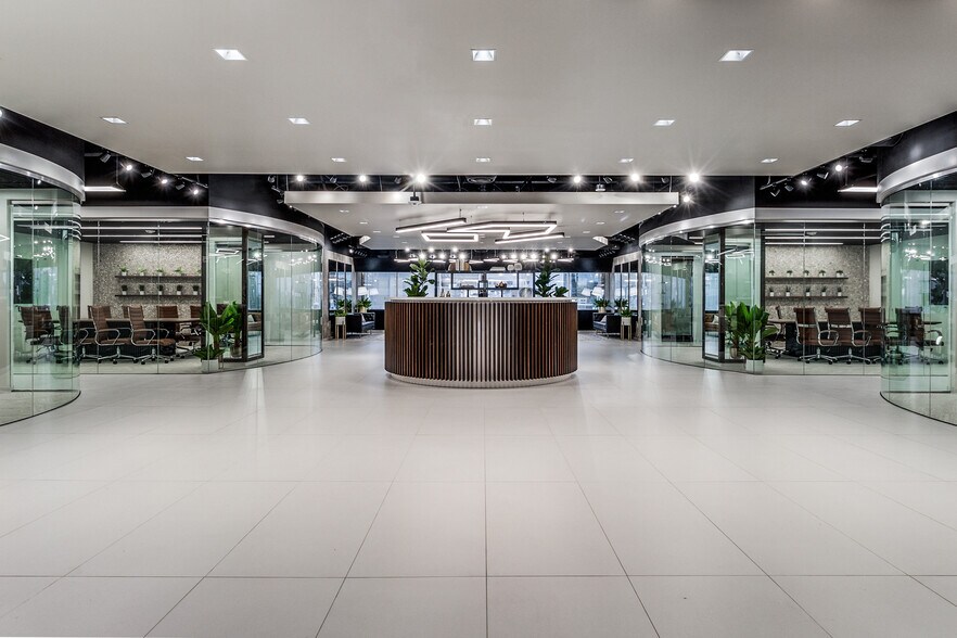 More Photos Of 6060 N Central Expy, Dallas Coworking Space