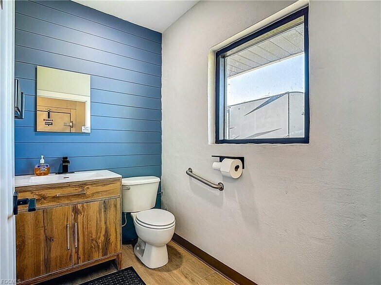 More Photos Of 4443 Loblolly Bay Rd, LaBelle General Retail For Sale