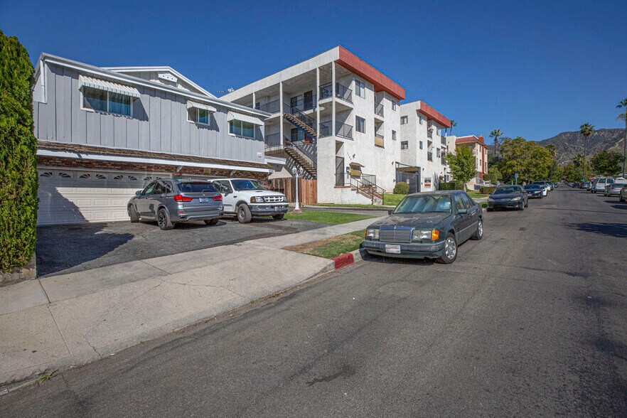 More Photos Of 1157 Justin Ave, Glendale Apartments For Sale