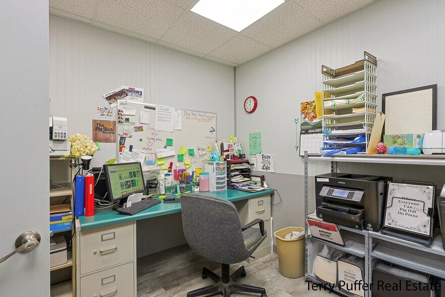 More Photos Of 246 Division St, Hesperia General Retail For Sale