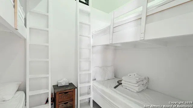 More Photos Of 105 NW River Rd, Martindale Specialty For Sale