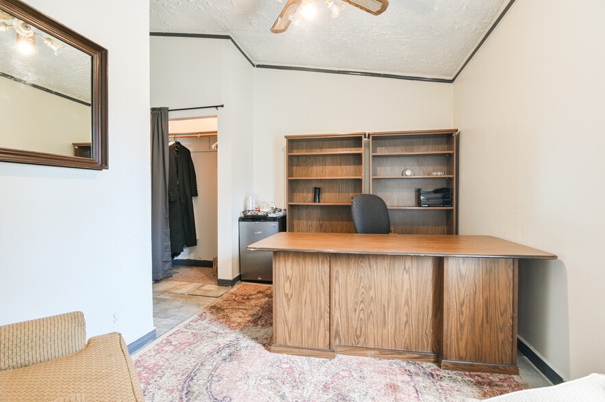 More Photos Of 2766 White Oak Dr, Decatur Religious Facility For Sale