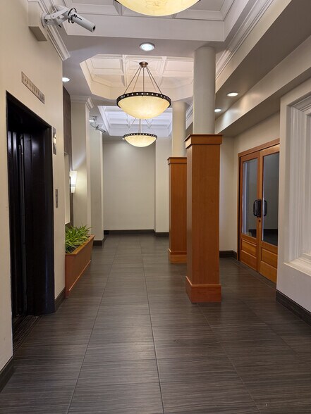 More Photos Of 913-919 Pacific Ave, Tacoma Office For Lease