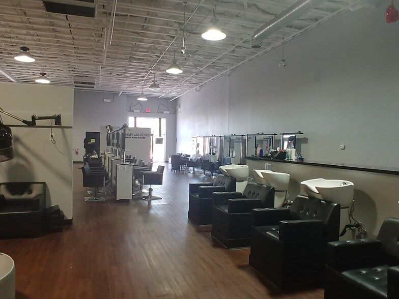 More Photos Of 2965 S Maryland Pky, Las Vegas General Retail For Lease