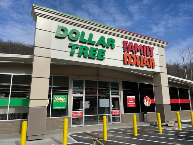 More Photos Of 2007 E Main St, Cumberland Freestanding For Sale