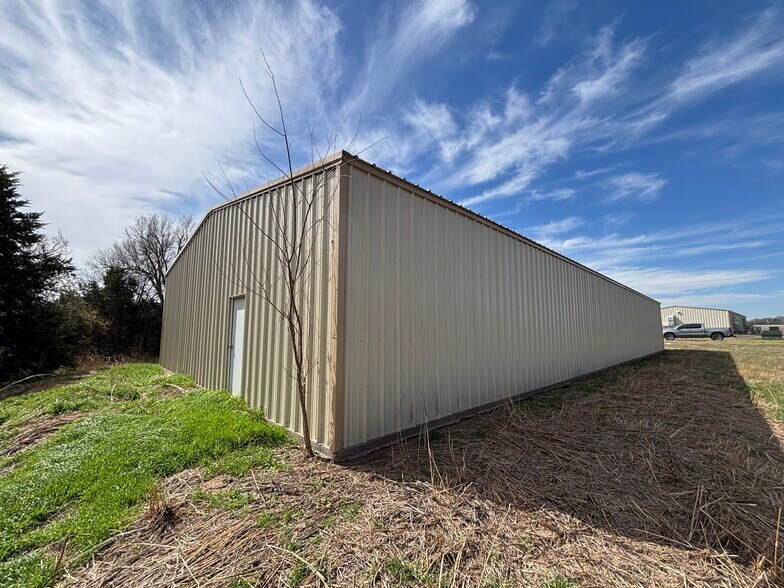 More Photos Of 8391 Centennial Farms Dr, Coyle Warehouse For Sale