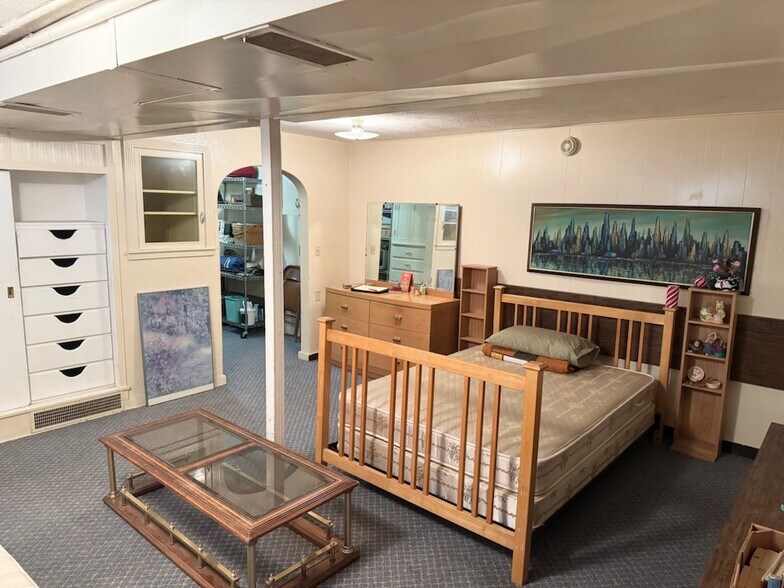 More Photos Of , McCook Unknown For Sale