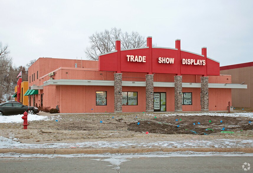 Primary Photo Of 2401 Highway 13 W, Burnsville Warehouse For Sale