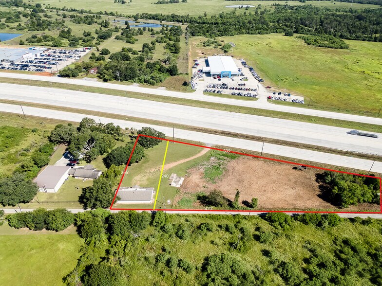 Primary Photo Of 4095 SE I 10 Frontage Rd, Sealy Medical For Sale