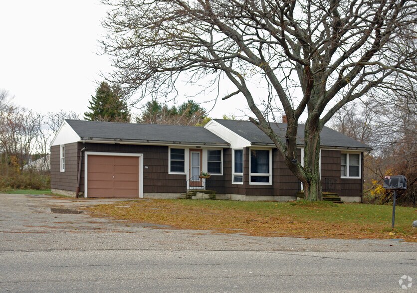 More Photos Of 141-147 State Rd, Kittery Freestanding For Sale