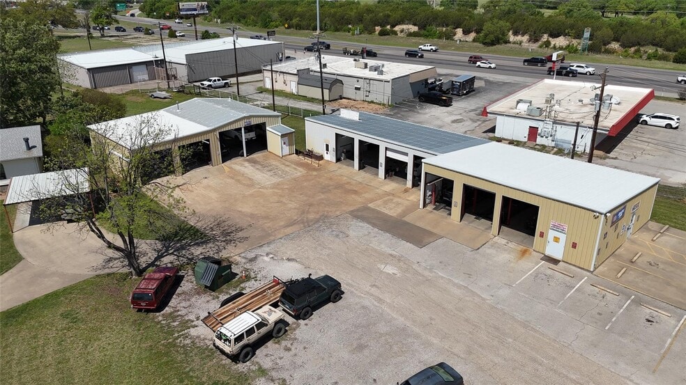 More Photos Of 200 Mustang Trail Trl, Granbury Industrial For Sale