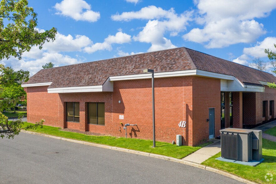 More Photos Of 2 Eves Dr, Marlton Unknown For Lease