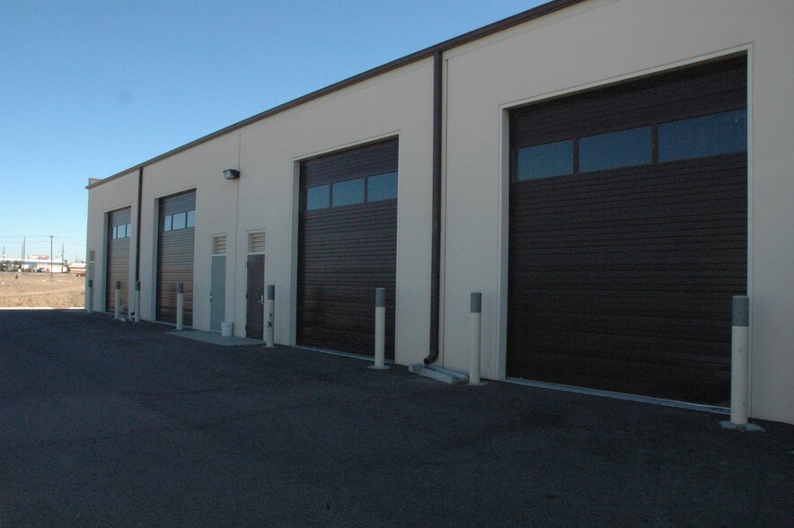 More Photos Of 12001 E 33rd Ave, Aurora Warehouse For Lease