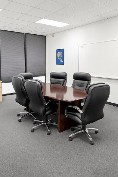 More Photos Of 1650 Beacon Pl, Oxnard Warehouse For Sale